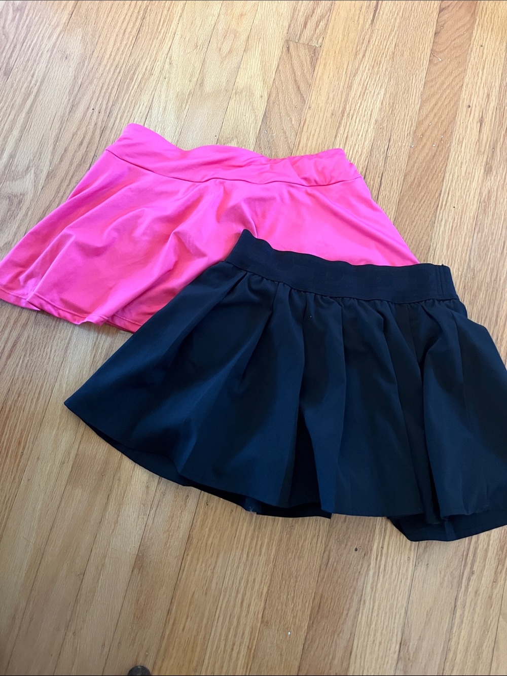 PINK Victoria's Secret Two-Pack Skater Skirts in Hot Pink and Black
